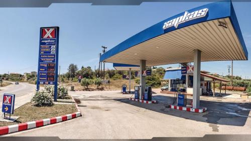 Xarkas Fuel Station Gerakini Chalkidiki (1)